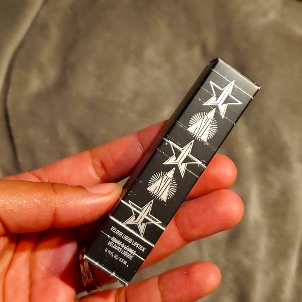 ⚫ Jeffree Star x Shane Dawson Velour Liquid Lipstick